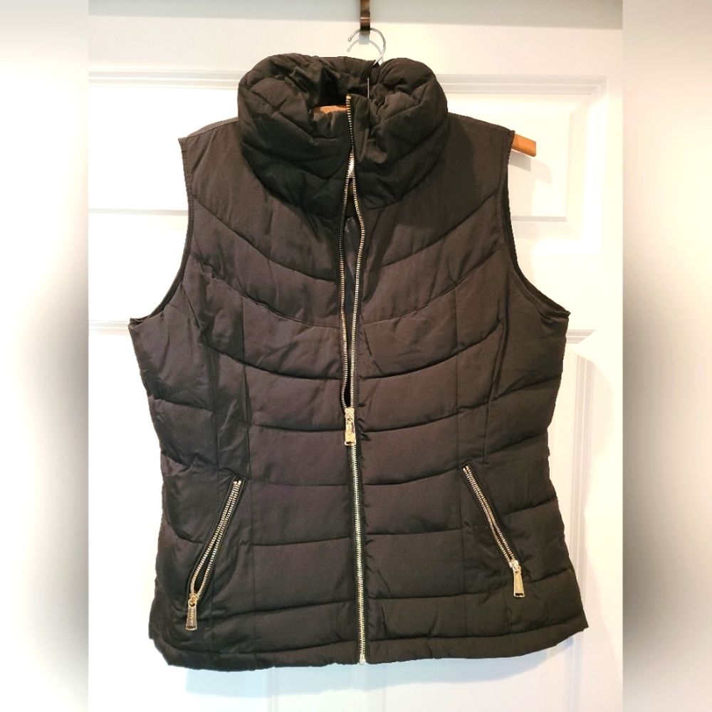Womens Calvin Klein Black Puffer Vest Sleeveless Jacket  Size Large Matte